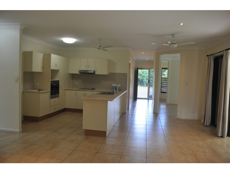 Bentley Park QLD 4869