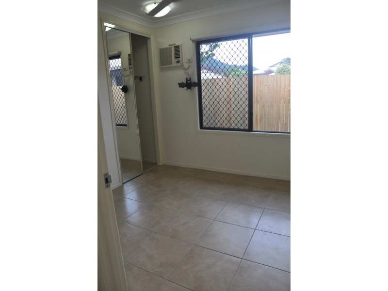 Bentley Park QLD 4869