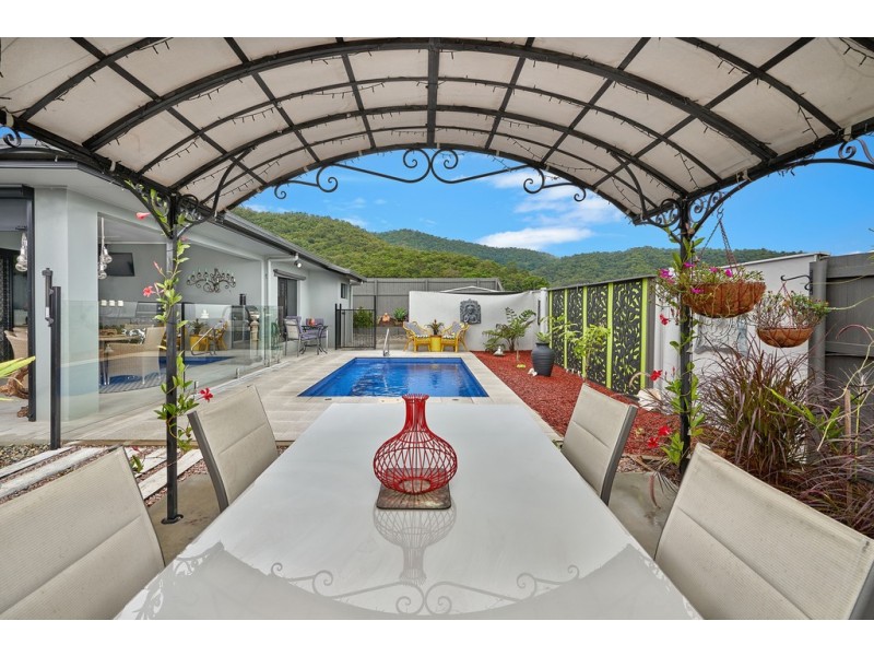 11 Cronin close, Gordonvale QLD 4865