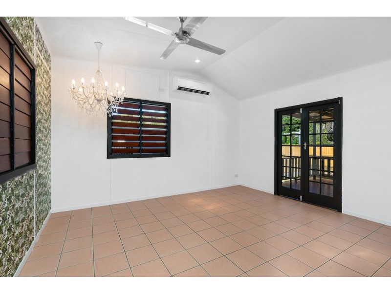 8 Palmerston Street, Aeroglen QLD 4870