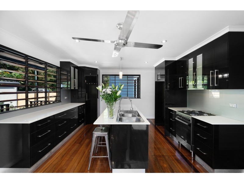 8 Palmerston Street, Aeroglen QLD 4870