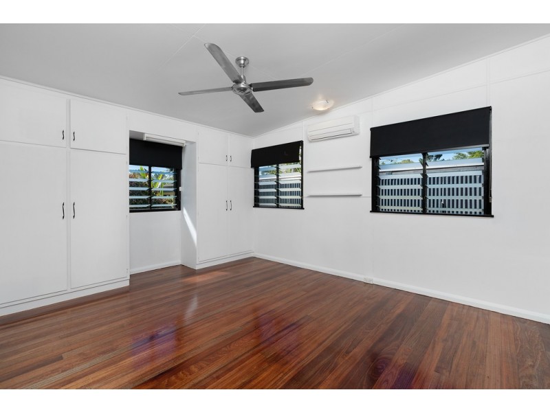 8 Palmerston Street, Aeroglen QLD 4870