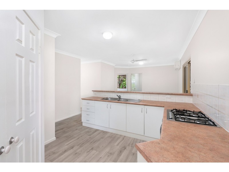 23 De Vecchi Close, Edmonton QLD 4869