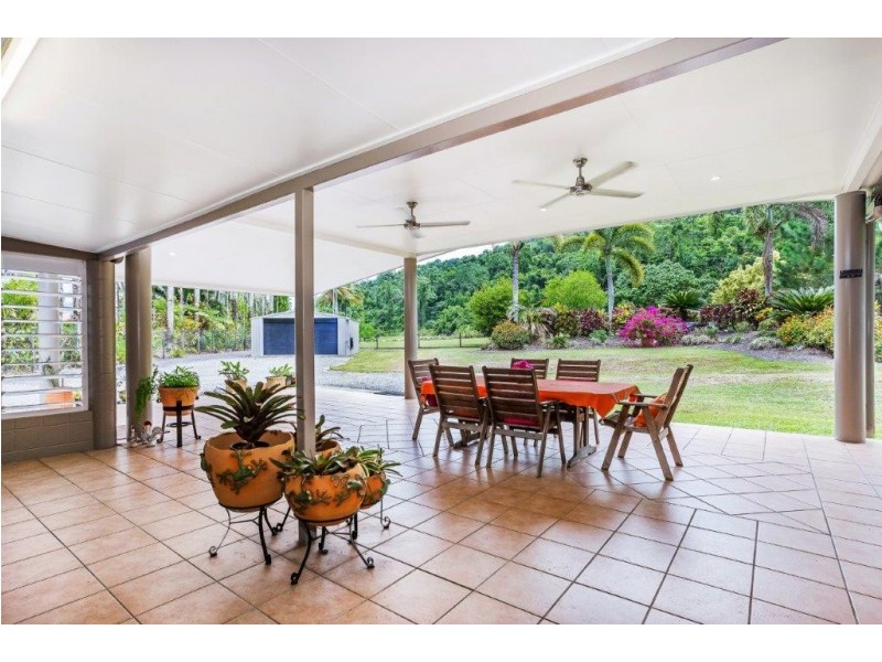 9-11 Lander Close, Deeral QLD 4871