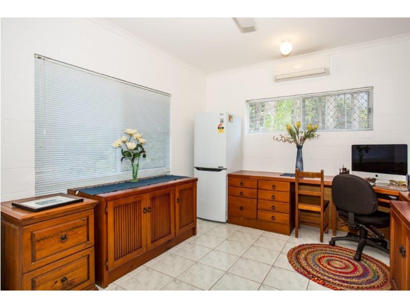 9-11 Lander Close, Deeral QLD 4871