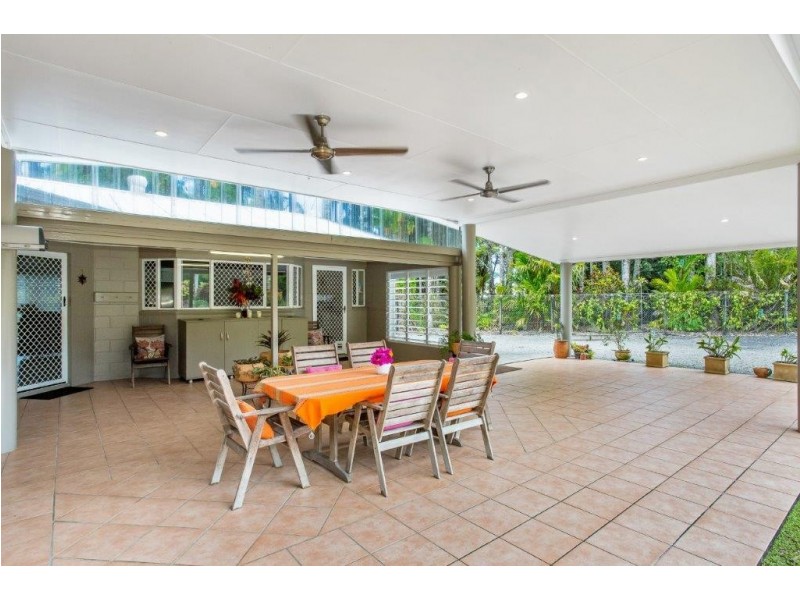 9-11 Lander Close, Deeral QLD 4871