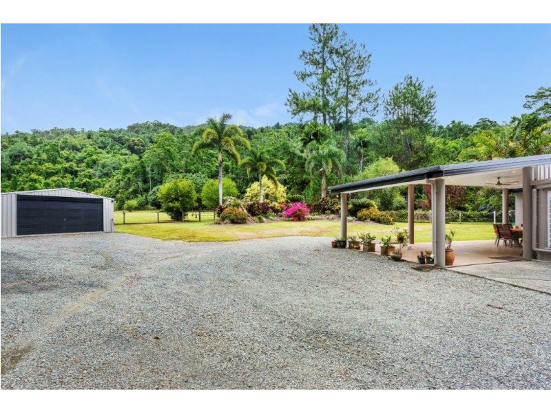 9-11 Lander Close, Deeral QLD 4871