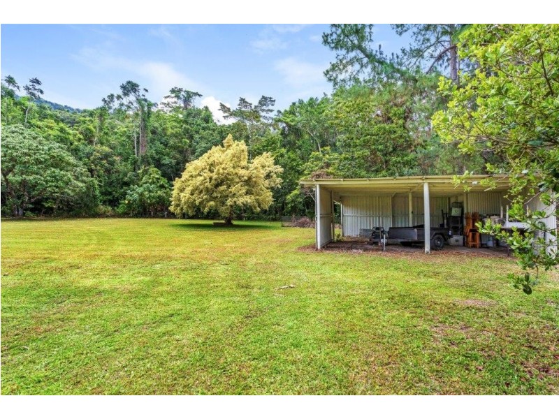 9-11 Lander Close, Deeral QLD 4871