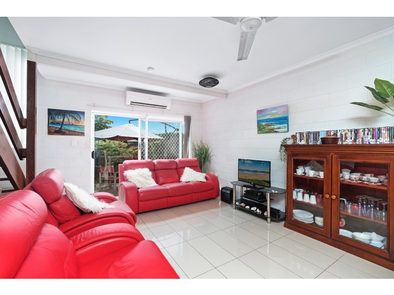 5/4 Atlantic Close, White Rock QLD 4868