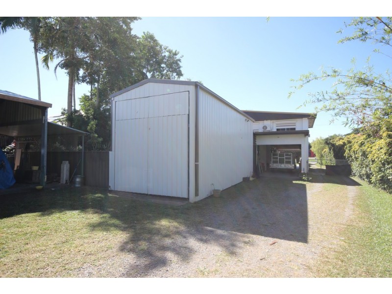 101 Bruce hwy, Edmonton QLD 4869