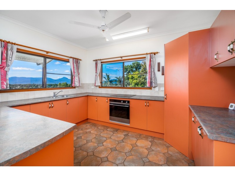 3 Ascendant Close, Bentley Park QLD 4869