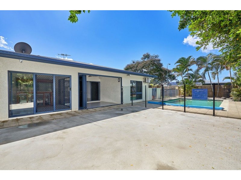 170 Timberlea Drive, Bentley Park QLD 4869