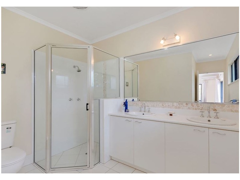 170 Timberlea Drive, Bentley Park QLD 4869