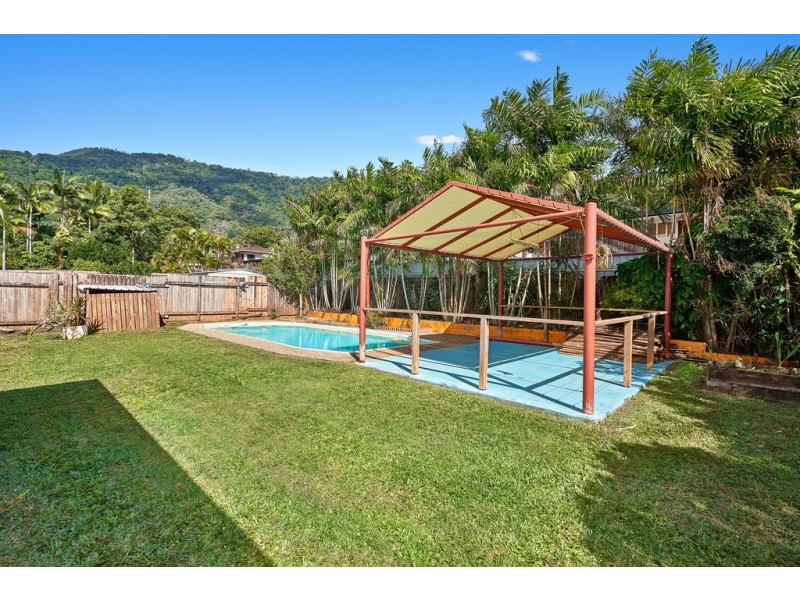 17 Bayview Street, Bayview Heights QLD 4868