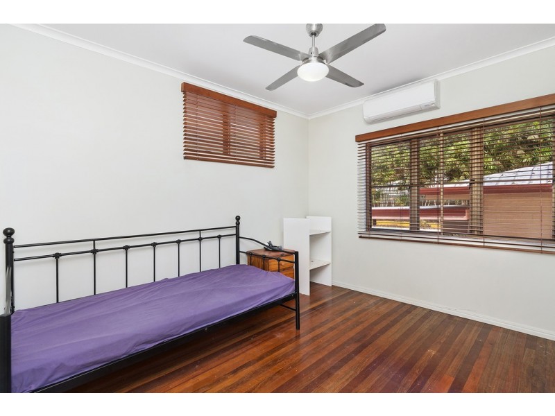 17 Bayview Street, Bayview Heights QLD 4868