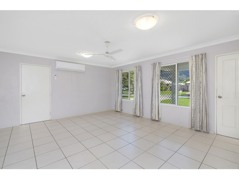 6 Neales Street, Bentley Park QLD 4869