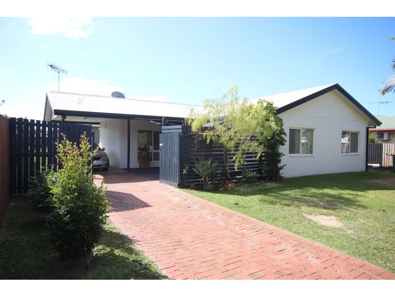 63 Giffin Road, White Rock QLD 4868