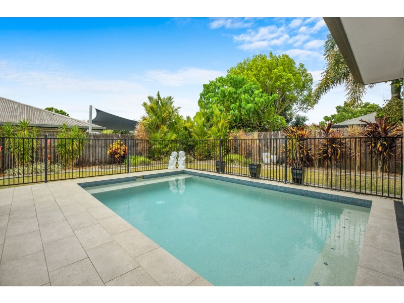 8 Rosemarkie Street, Edmonton QLD 4869