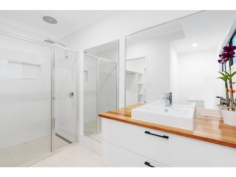 16 Coutts Close, Gordonvale QLD 4865