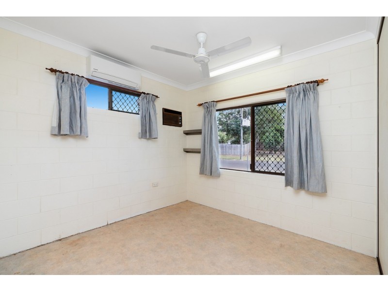 2/21 Massey Street, Edmonton QLD 4869