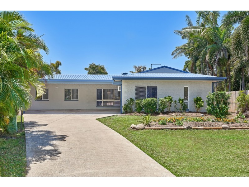 18 Dugong Close, Bentley Park QLD 4869