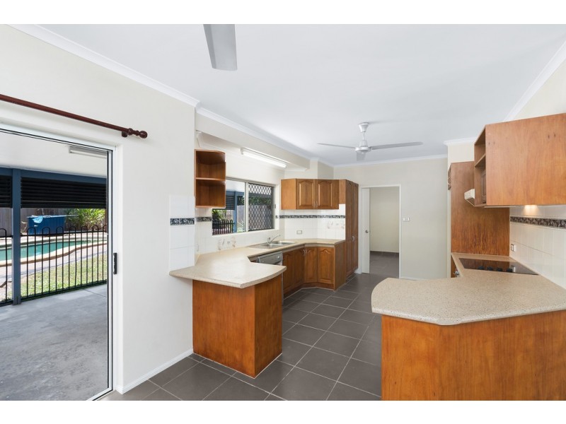 18 Dugong Close, Bentley Park QLD 4869