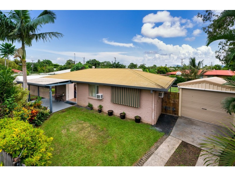 12 Rollinia Close, Manoora QLD 4870