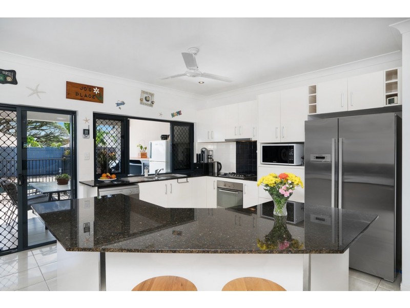 30 Quinn Drive, Edmonton QLD 4869