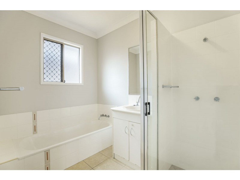 22 Charnley Avenue, Bentley Park QLD 4869