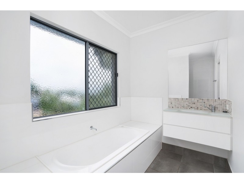 48A Herald Street, Bentley Park QLD 4869