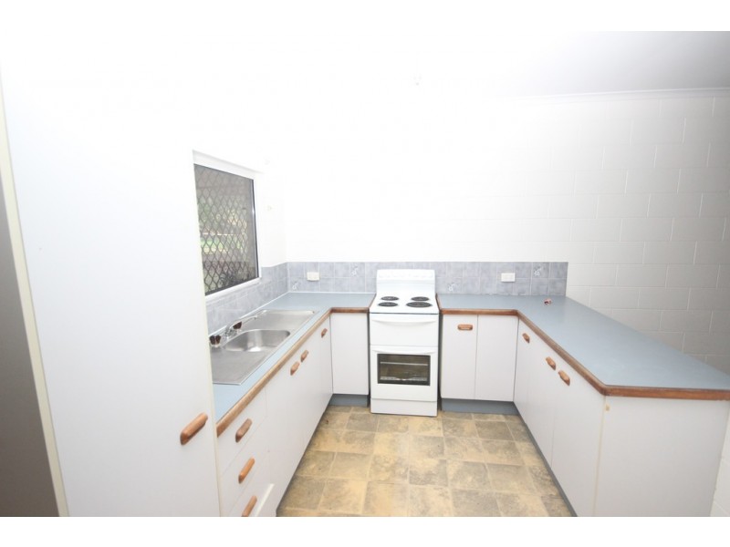 15 Mermaid Close, Bentley Park QLD 4869