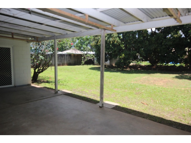 15 Mermaid Close, Bentley Park QLD 4869