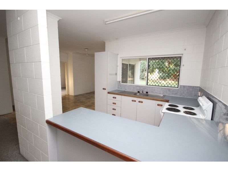 15 Mermaid Close, Bentley Park QLD 4869