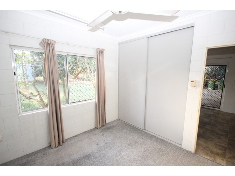 15 Mermaid Close, Bentley Park QLD 4869