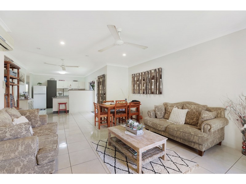 4 Altona Street, Bentley Park QLD 4869