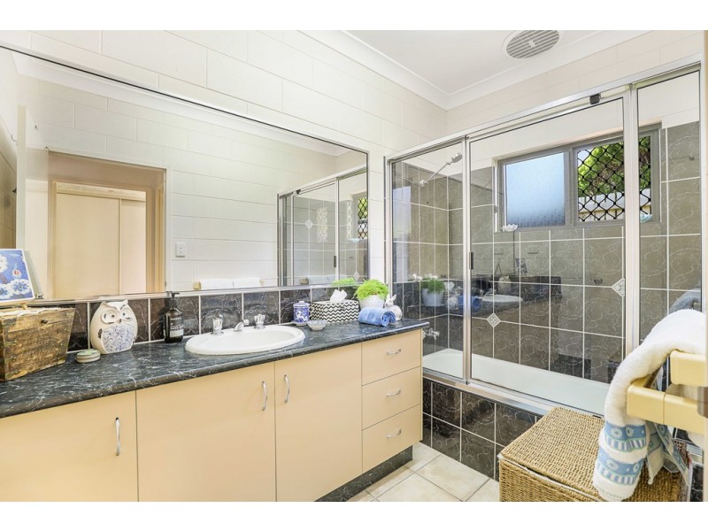 26 Canecutter Road, Edmonton QLD 4869