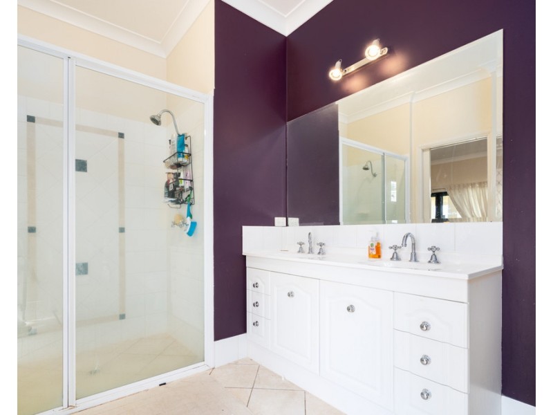 15 Oakblue Drive, Mount Sheridan QLD 4868