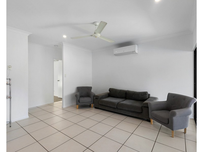 2 Calvert Close, Bentley Park QLD 4869