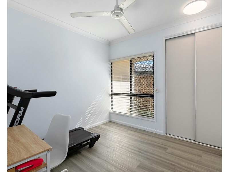 2 Calvert Close, Bentley Park QLD 4869