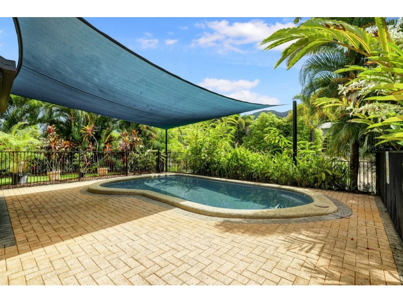 10 Surtees Close, Bentley Park QLD 4869