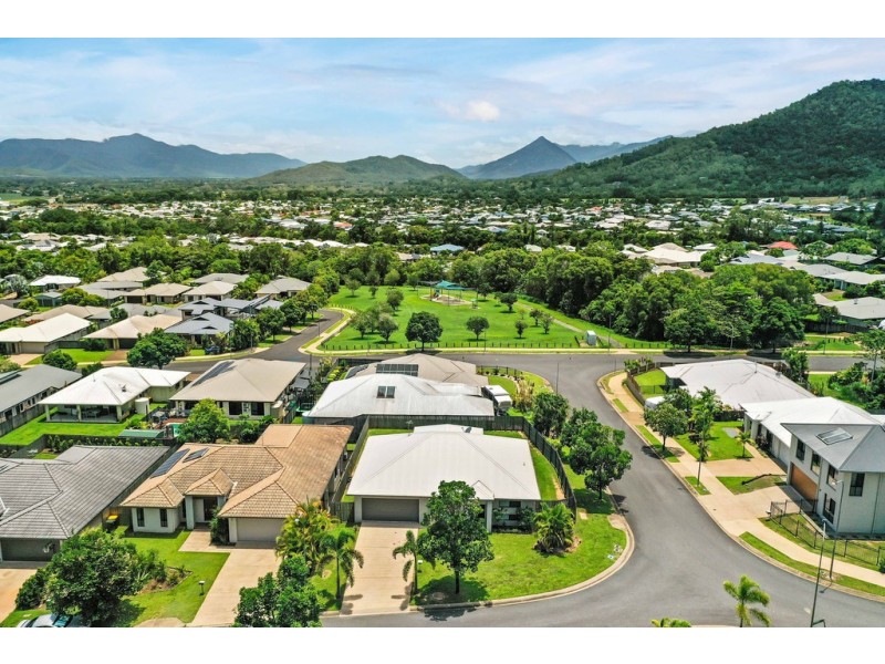 2 Tyenna Close, Bentley Park QLD 4869