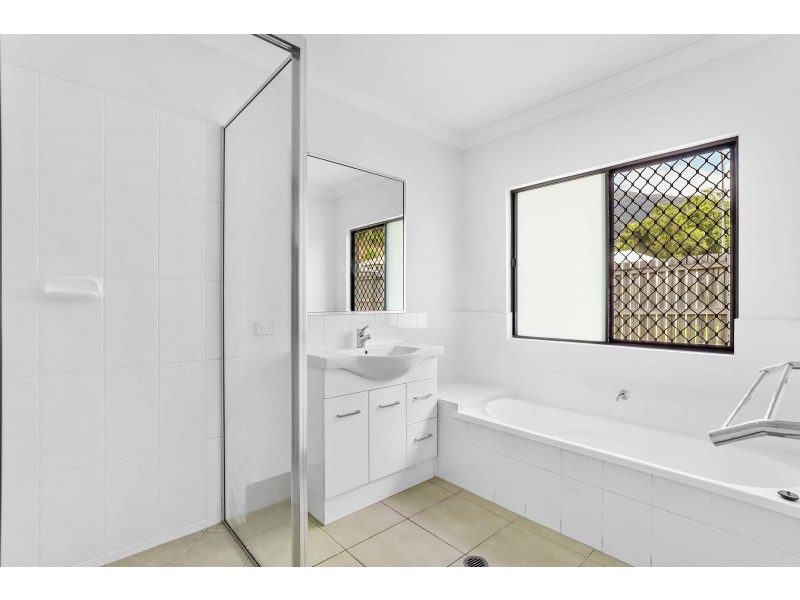 2 Tyenna Close, Bentley Park QLD 4869