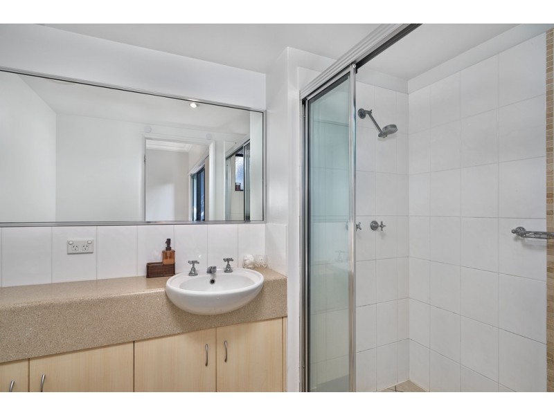 8/93-95 Mcleod Street, Cairns City QLD 4870