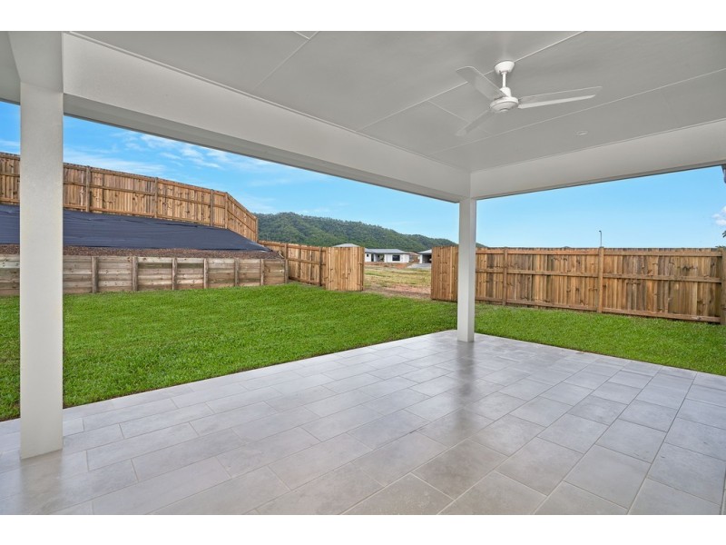 9 Cronin, Gordonvale QLD 4865
