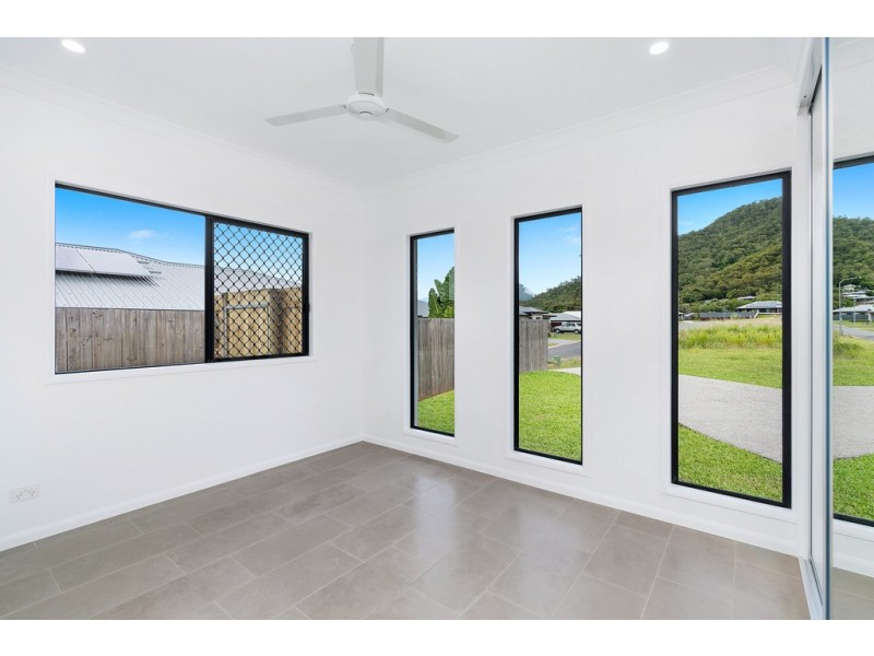 9 Cronin, Gordonvale QLD 4865
