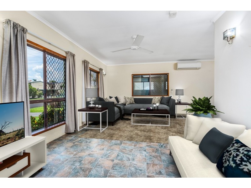 18 Rigg Street, Woree QLD 4868