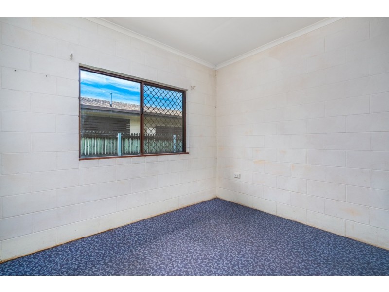 18 Rigg Street, Woree QLD 4868
