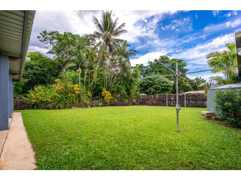 18 Rigg Street, Woree QLD 4868