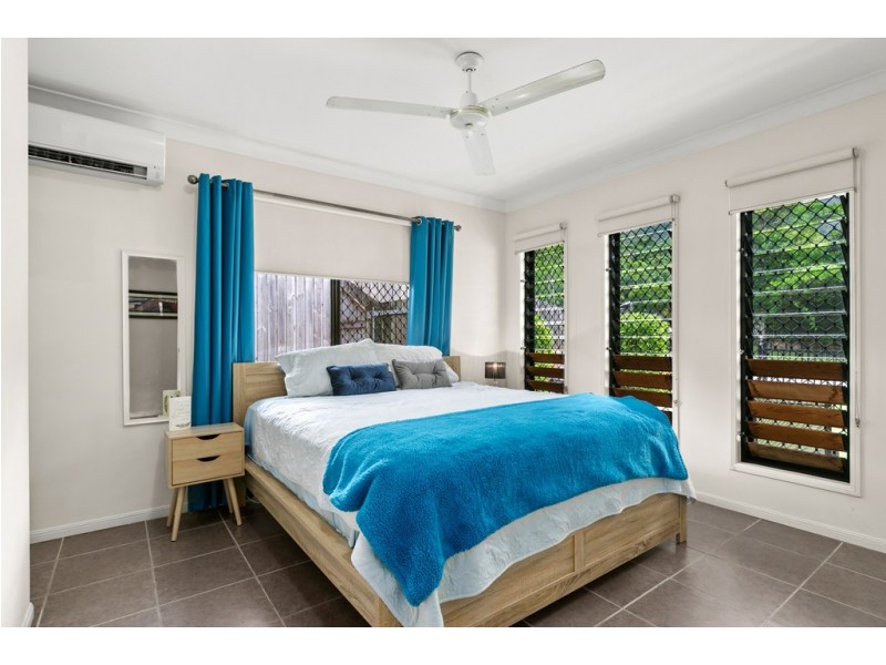 12 Starr Close, Bentley Park QLD 4869