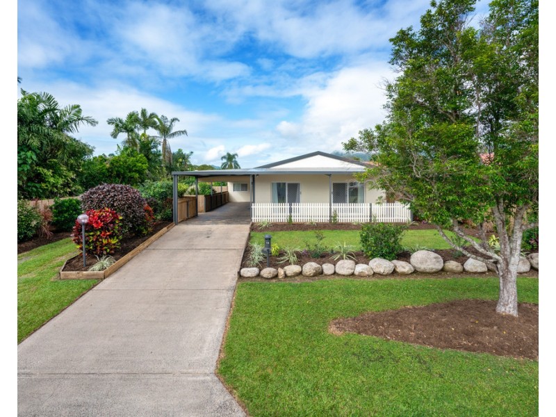 19 Kangaroo Street, Bentley Park QLD 4869